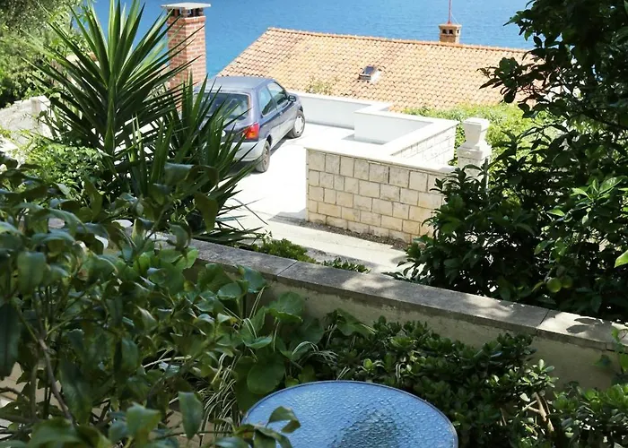 572a Korčula