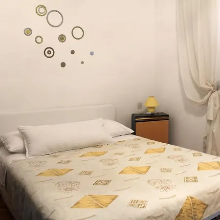 572a * Korčula